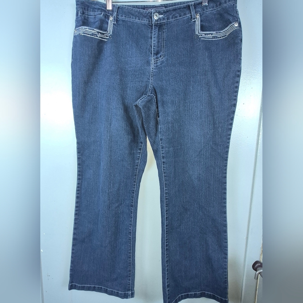 Baccini Women’s Dark Blue Stretch Denim Jeans 18W – EUC, Stylish Pocket Detail